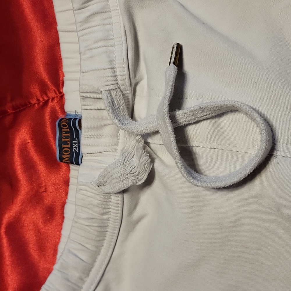 Men white cargo pants